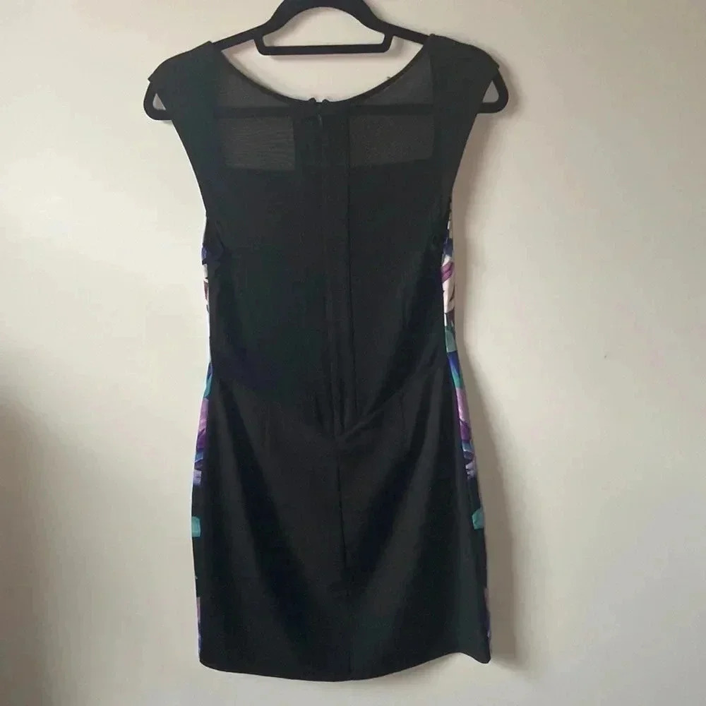 Gentle  Fawn | Sleeveless Dress - Picture 3 of 5
